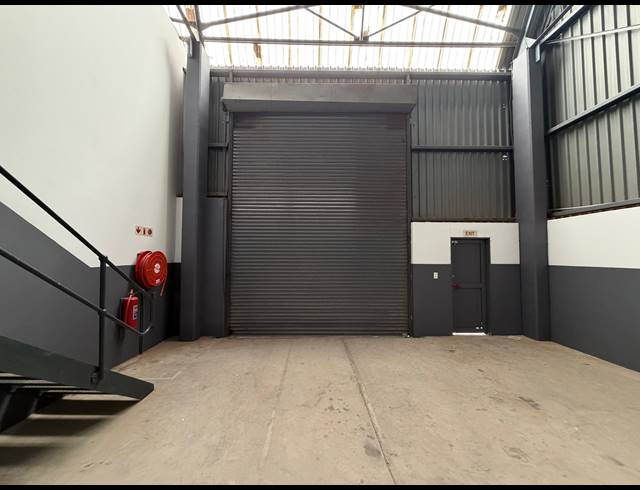 771M² WAREHOUSE TO LET IN RANDJESPARK